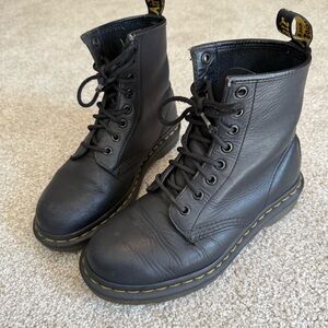 Dr. Martens Boots 1460 8 Eye Size 4M/5L Black